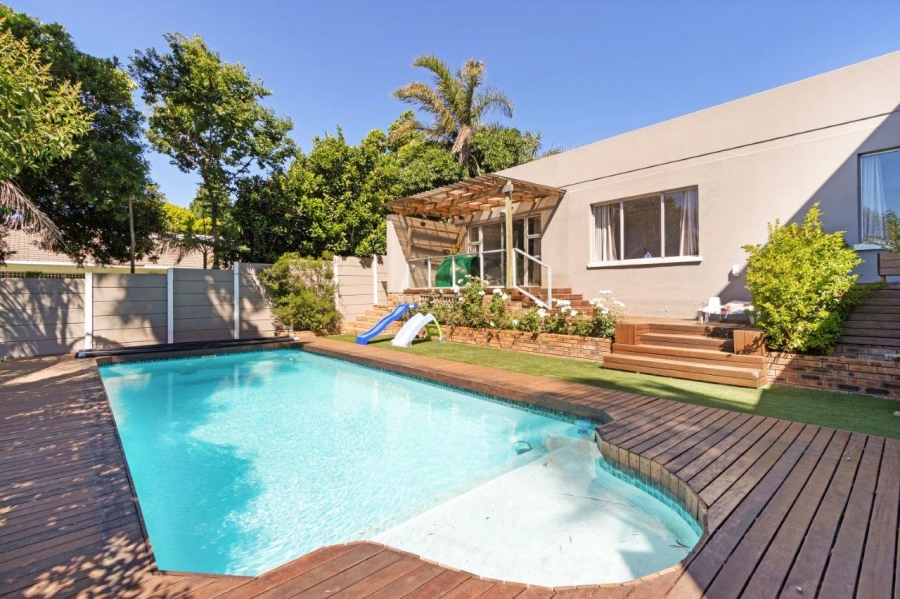 4 Bedroom Property for Sale in Protea Valley Western Cape